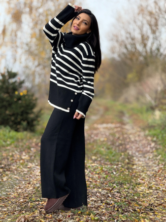 Compleu cu gat inalt si dungi [3]