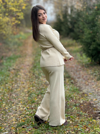 Compleu cu nasturi mari decorativi si curea in talie [2]