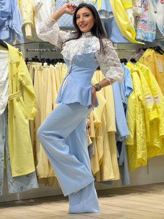 Compleu cu nasturi si decolteu in V [3]