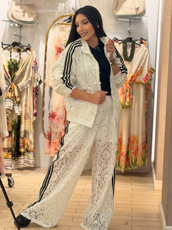 Compleuri si costume - Compleu din dantela cu dungi si inchidere cu fermoar