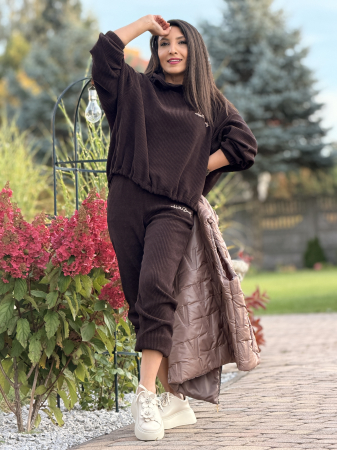 Colectia NOUA - Compleu maro cu bluza cu gluga