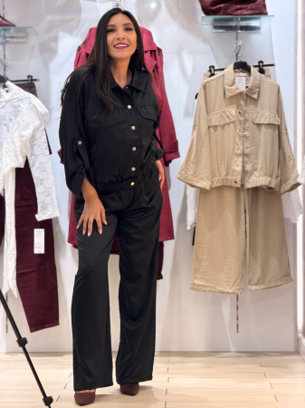 Compleu negru cu bluza cu nasturi [1]