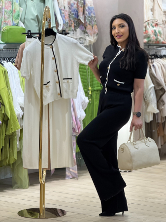 Compleuri si costume - Compleu negru cu jacheta cu nasturi decorativi