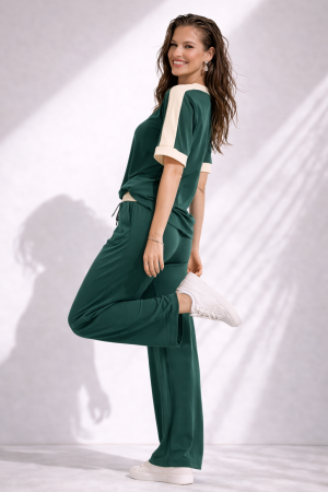 Compleu verde cu imprimeu pietricele [1]