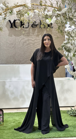 Compleuri si costume - Costum negru cu pietricele