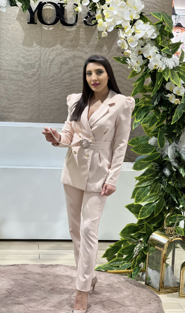 Compleuri si costume - Costum roz