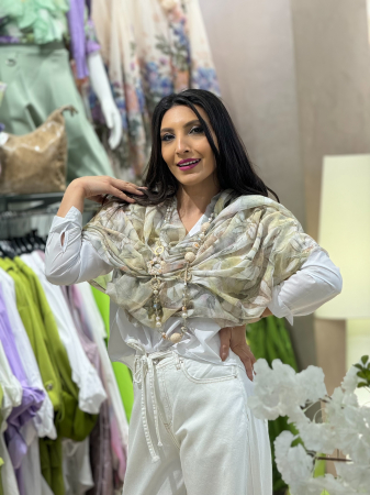 Accesorii de dama - Esarfa bej cu flori