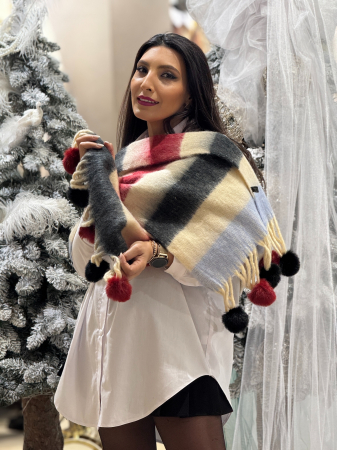 Esarfa colorata cu ciucurei [1]