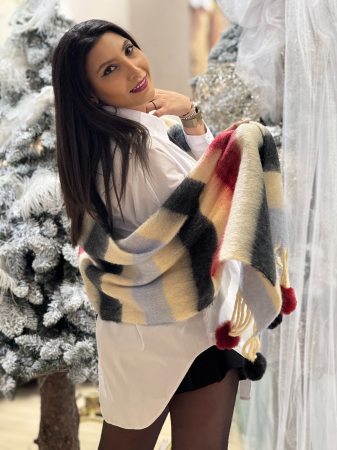 Esarfa colorata cu ciucurei [3]