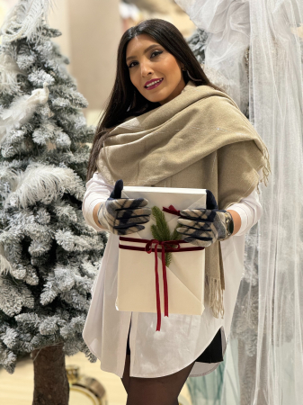 Esarfa cu pietricele aplicate [3]