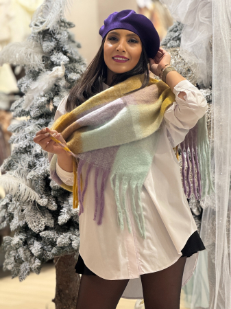 CADOURI DE CRACIUN - Esarfa in carouri cu franjuri