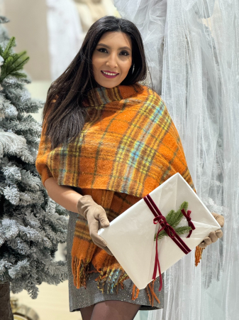 Esarfa in carouri cu insertii sclipici [2]