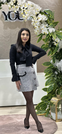 Fuste - Fusta din material texturat si nasturi decorativi