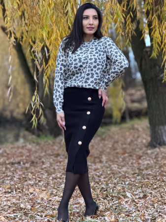 Fusta lunga tricotata cu nasturi decorativi [1]