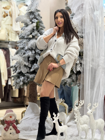 Fusta petrecuta cu nasturi decorativi [2]