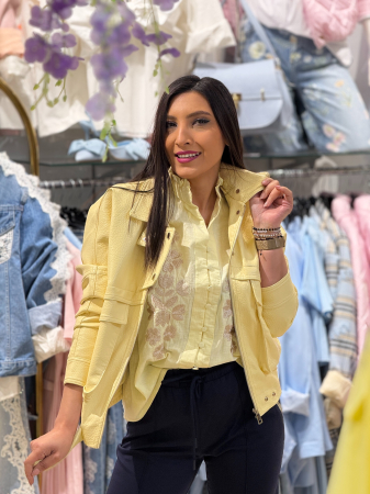 Geci si jachete - Geaca cu elastiic in talie si inchidere cu capse