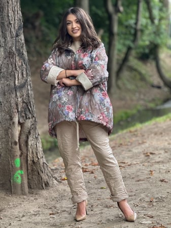 Imbracaminte de dama - Geaca cu gluga si imprimeu floral