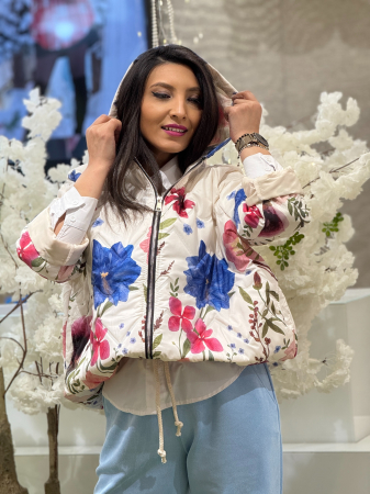 Geaca cu gluga si imprimeu flori [1]