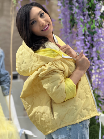 Geacă damă matlasată cu glugă, fermoar frontal și model floral embosat [8]