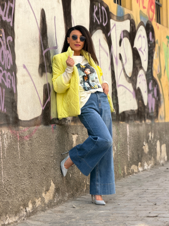 Geaca din fas cu floare in piept [2]