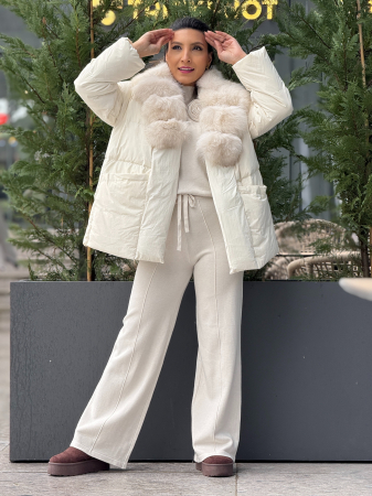 Geaca ivoire cu blana naturala [6]