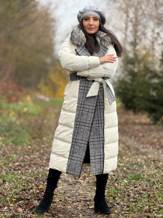 Geaca lunga cu imprimeu in carouri si guler din blana naturala [1]