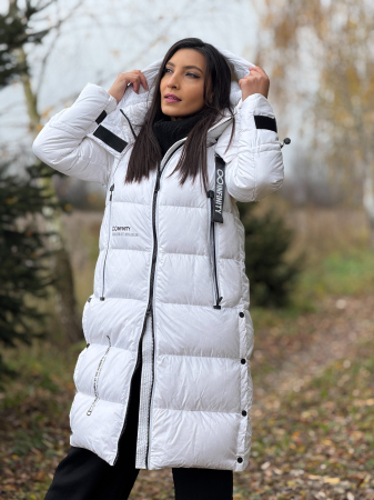 Geci si jachete - Geaca lunga matlasata cu gluga si fermoar