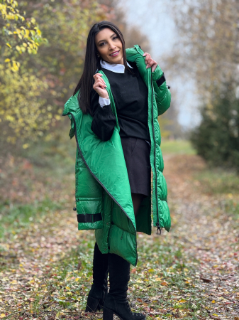 Geaca lunga matlasata cu gluga si fermoar [7]