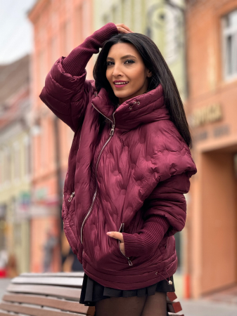 Geaca magenta cu gluga [3]