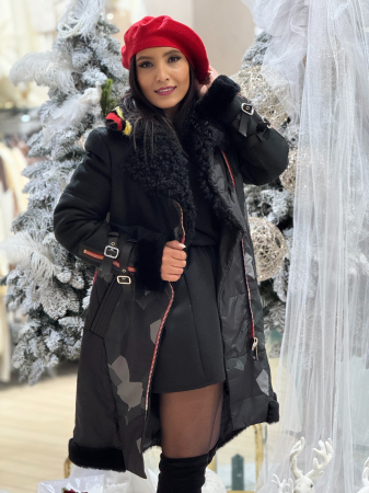 Geaca matlasata cu blana neagra si detalii rosii [2]