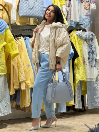 Geaca matlasata cu gluga si fermoar [1]