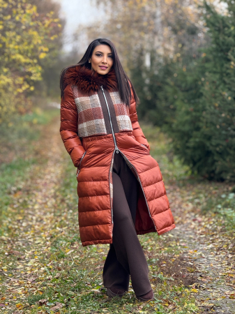 Geaca matlasata cu imprimeu in carouri si guler din blana naturala [1]