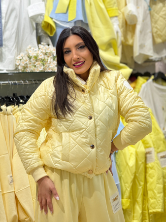 Geaca matlasata cu manseta la maneca si capse si elastic in talie [7]