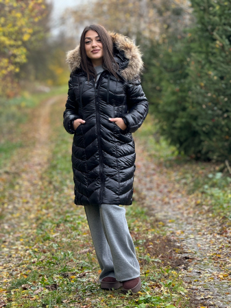 Geaca neagra cu blana naturala [4]