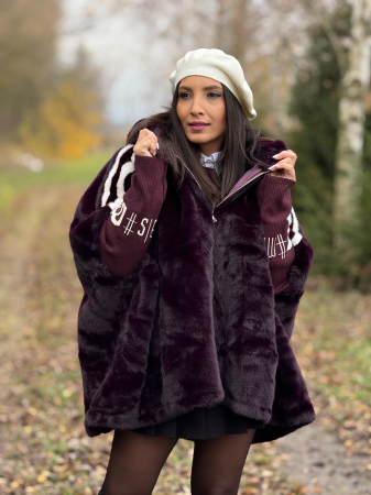 Haina din blana ecologica si dunga pe mana [1]