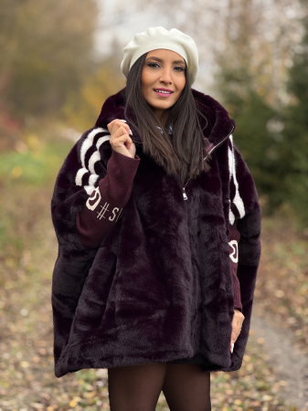 Haina din blana ecologica si dunga pe mana [2]