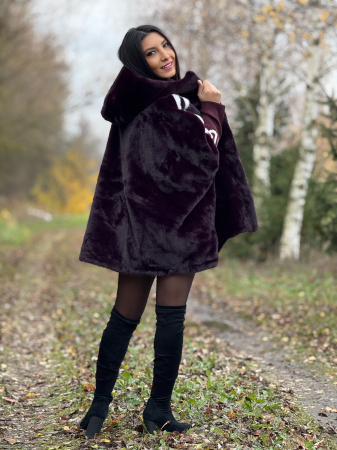 Haina din blana ecologica si dunga pe mana [4]