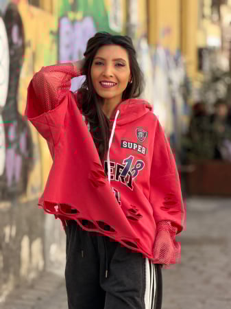 Noutati - Hanorac cu aplicatii grafice sportive si detalii decorative din plasa