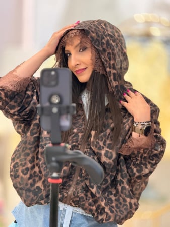 Noutati - Jacheta animal print cu dantela