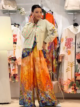 Imbracaminte de dama - Jacheta bej cu imprimeu floral pe maneca