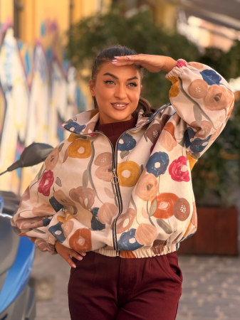 Geci si jachete - Jacheta cu fermoar si imprimeu floral