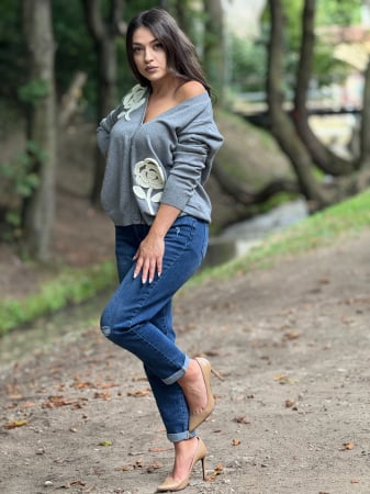 Geci si jachete - Jacheta cu floare brodata