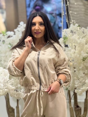 Geci si jachete - Jacheta cu gluga si broderii florale