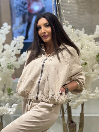 Jacheta cu gluga si broderii florale [1]