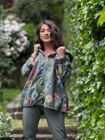 Geci si jachete - Jacheta cu gluga si imprirmeu floral