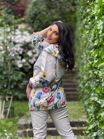 Jacheta cu gluga si imprirmeu floral [4]