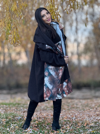 Jacheta cu imprimeu colorat si buzunar aplicat [5]