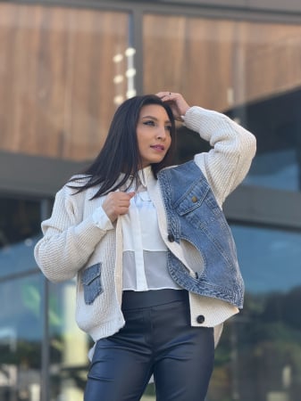 Geci si jachete - Jacheta cu nasturi si aplicatie din denim