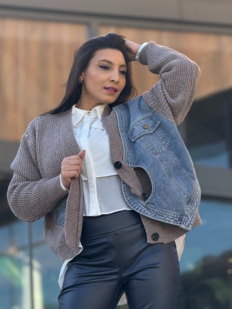 Geci si jachete - Jacheta cu nasturi si aplicatie din denim