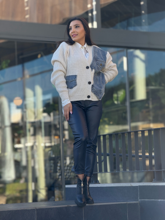 Jacheta cu nasturi si aplicatie din denim [4]